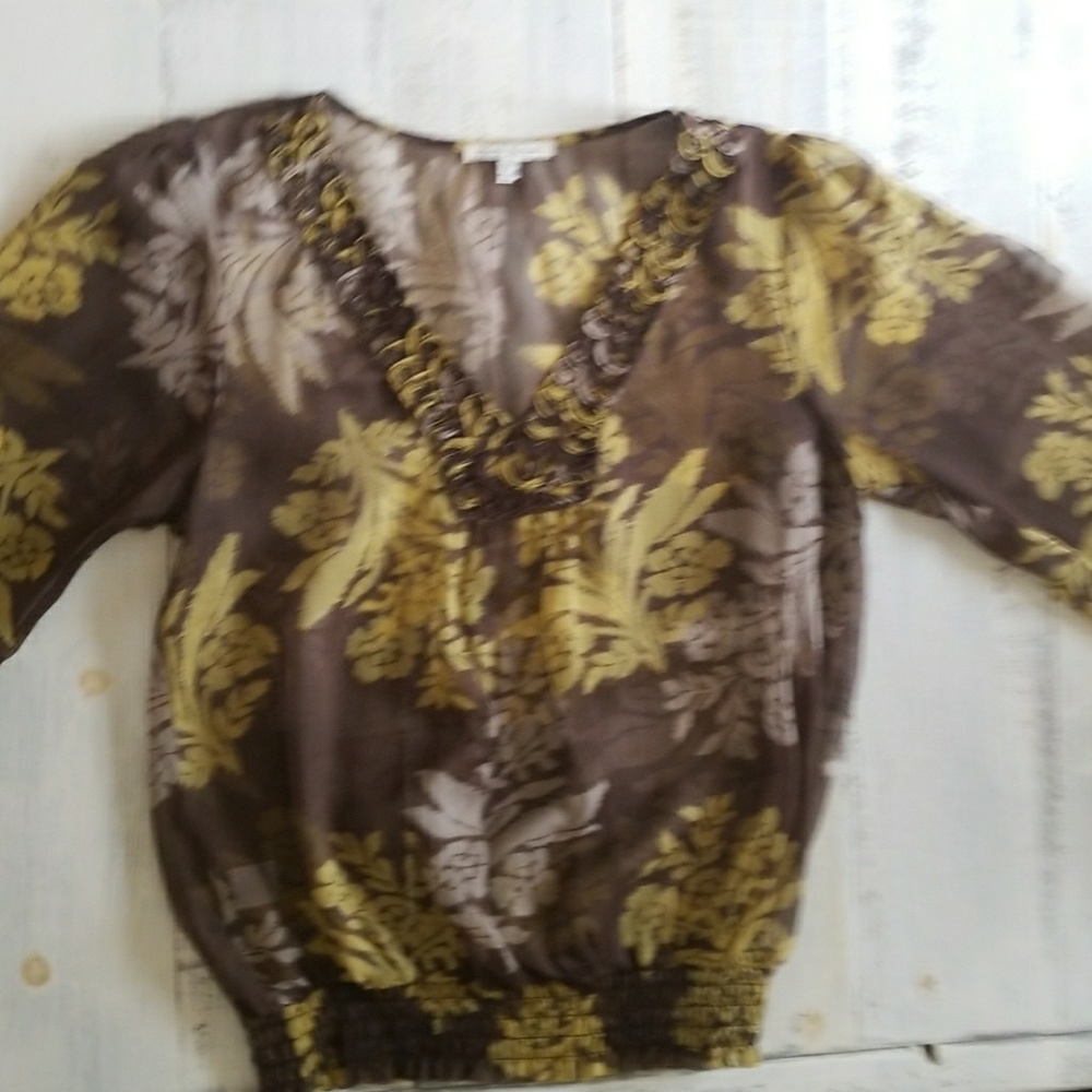 Floral blouse EUC